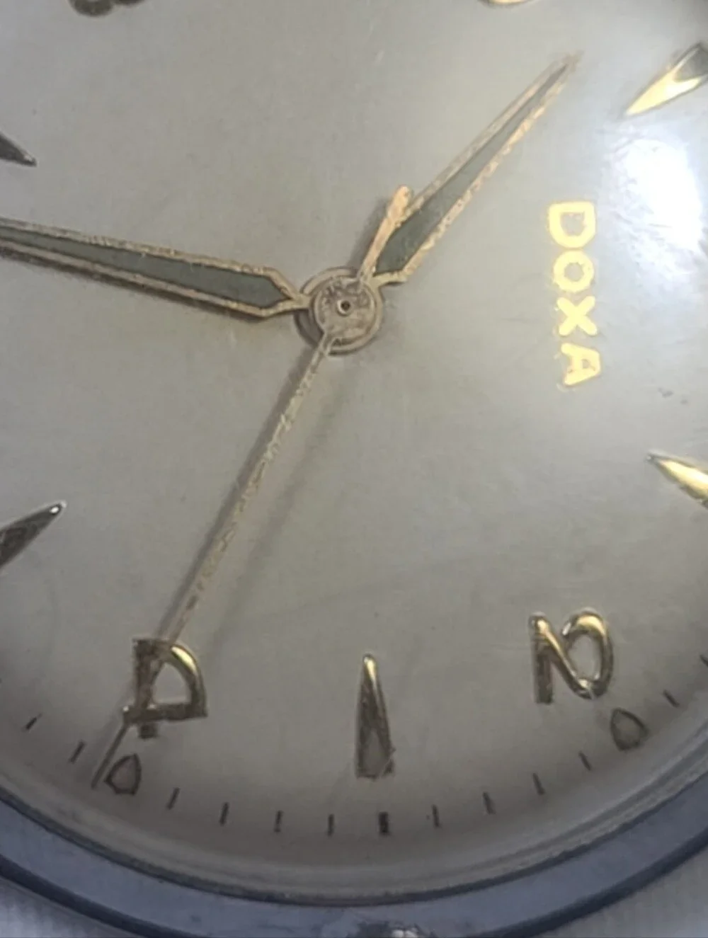 Doxa Swiss Made Manual Wind Men's Wristwatch